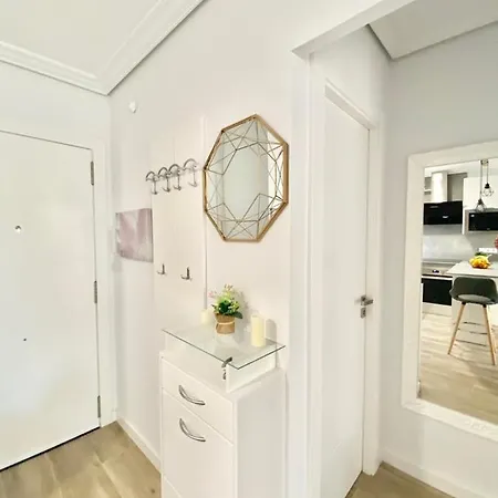 Lujo Pere Apartmán *